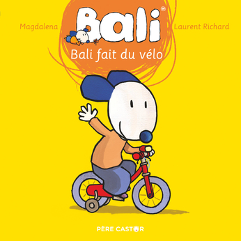 Bali fait du vélo