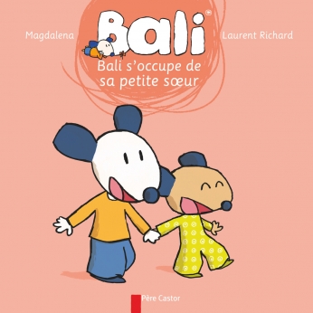 Bali s’occupe de sa petite soeur